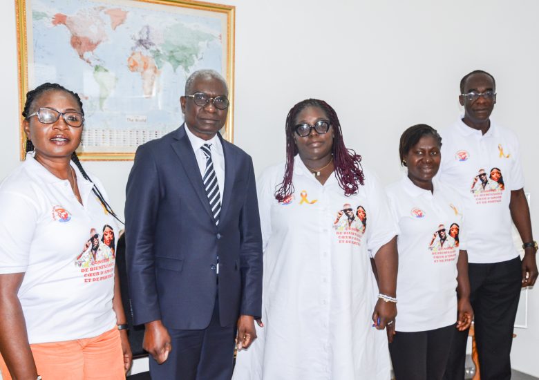 Visite de l’équipe de la Fondation au CHU de treichville